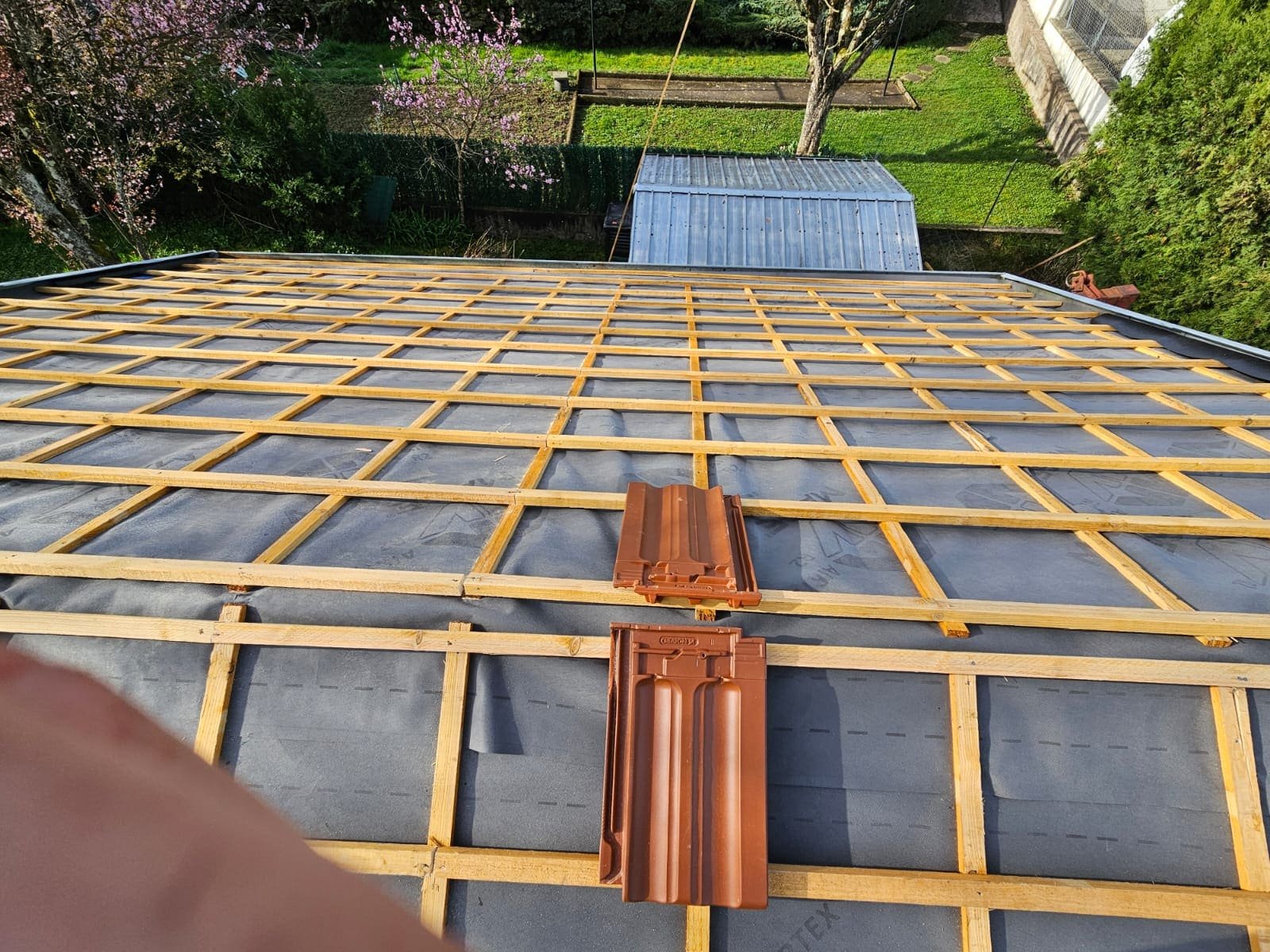 Rénovation couverture Besançon – intervention personnalisée et durable